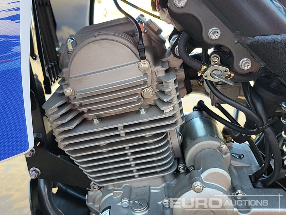 Motocicletă Unused 2025 Apollo Storm 300cc Motorcross Bike, 21" Front, 18" Rear Tyres, Electric Start, Air Cooled, Hydraulic Suspension, Disc Brakes, Lighting Kit (UNASSEMBLED): Foto 27 Motocicletă Unused 2025 Apollo Storm 300cc Motorcross Bike, 21" Front, 18" Rear Tyres, Electric Start, Air Cooled, Hydraulic Suspension, Disc Brakes, Lighting Kit (UNASSEMBLED): Foto 27