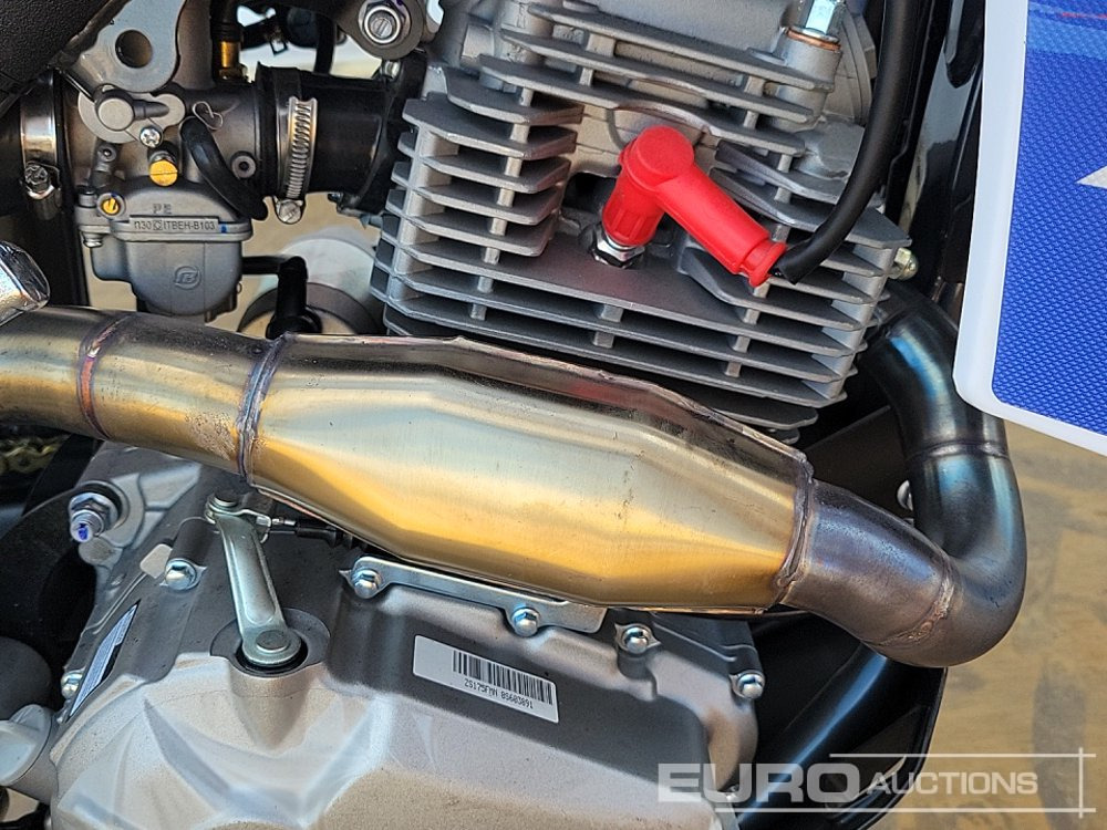 Motocicletă Unused 2025 Apollo Storm 300cc Motorcross Bike, 21" Front, 18" Rear Tyres, Electric Start, Air Cooled, Hydraulic Suspension, Disc Brakes, Lighting Kit (UNASSEMBLED): Foto 18 Motocicletă Unused 2025 Apollo Storm 300cc Motorcross Bike, 21" Front, 18" Rear Tyres, Electric Start, Air Cooled, Hydraulic Suspension, Disc Brakes, Lighting Kit (UNASSEMBLED): Foto 18