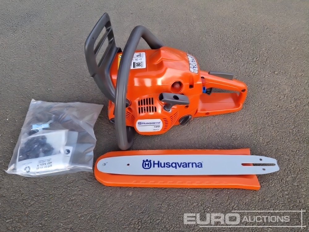 Unused Husqvarna 120 Mark II 14" Petrol Chain Saw - Echipament de atelier: Foto 2 Unused Husqvarna 120 Mark II 14" Petrol Chain Saw - Echipament de atelier: Foto 2