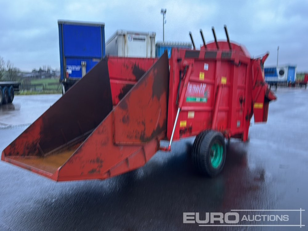 Jeantil P5800RE Single Axle Straw Chopper - Utilaje agricole: Foto 5 Jeantil P5800RE Single Axle Straw Chopper - Utilaje agricole: Foto 5