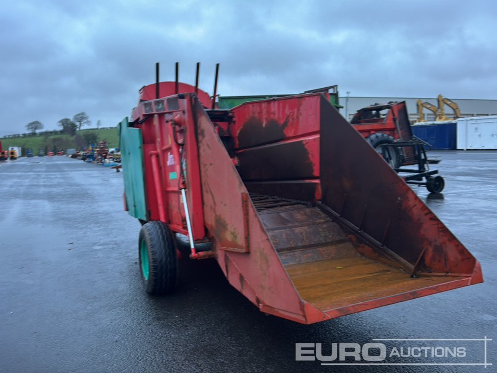 Jeantil P5800RE Single Axle Straw Chopper - Utilaje agricole: Foto 3 Jeantil P5800RE Single Axle Straw Chopper - Utilaje agricole: Foto 3