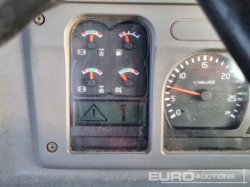 Camion articulat Volvo A30D: Foto 41