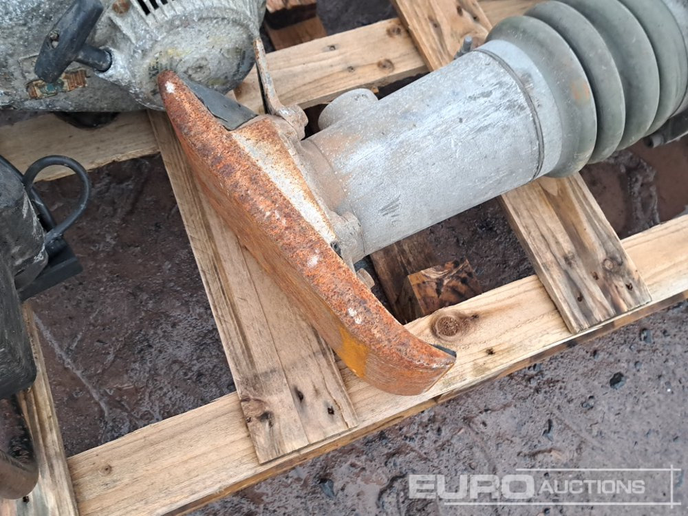 Maşină de asfaltat Wacker Neuson & Wacker Petrol Trench Compactor (2 of): Foto 9 Maşină de asfaltat Wacker Neuson & Wacker Petrol Trench Compactor (2 of): Foto 9