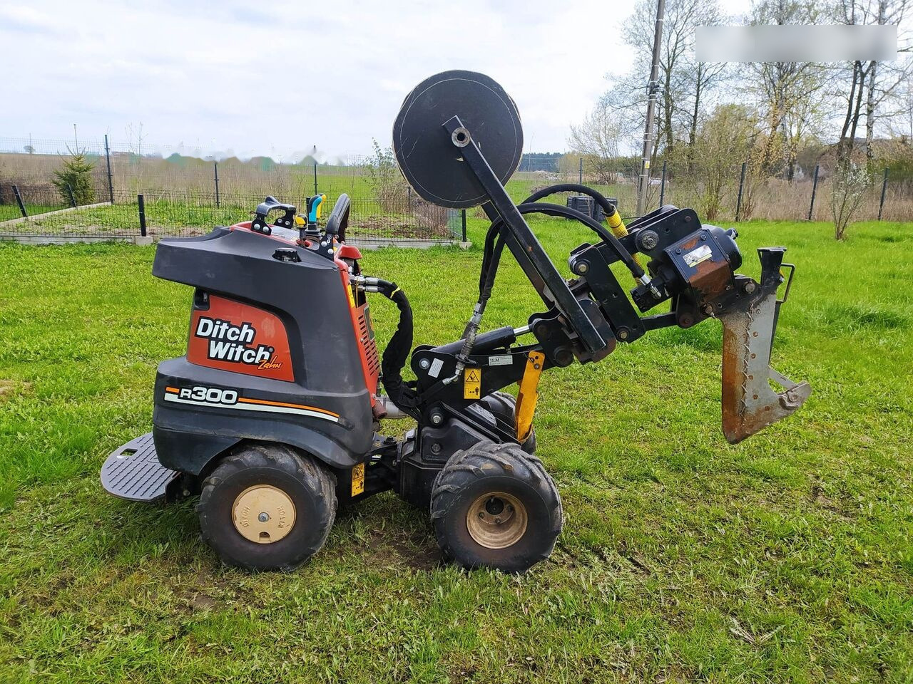 Ditch-Witch Zahn R300 - Săpător de şanţuri: Foto 5 Ditch-Witch Zahn R300 - Săpător de şanţuri: Foto 5