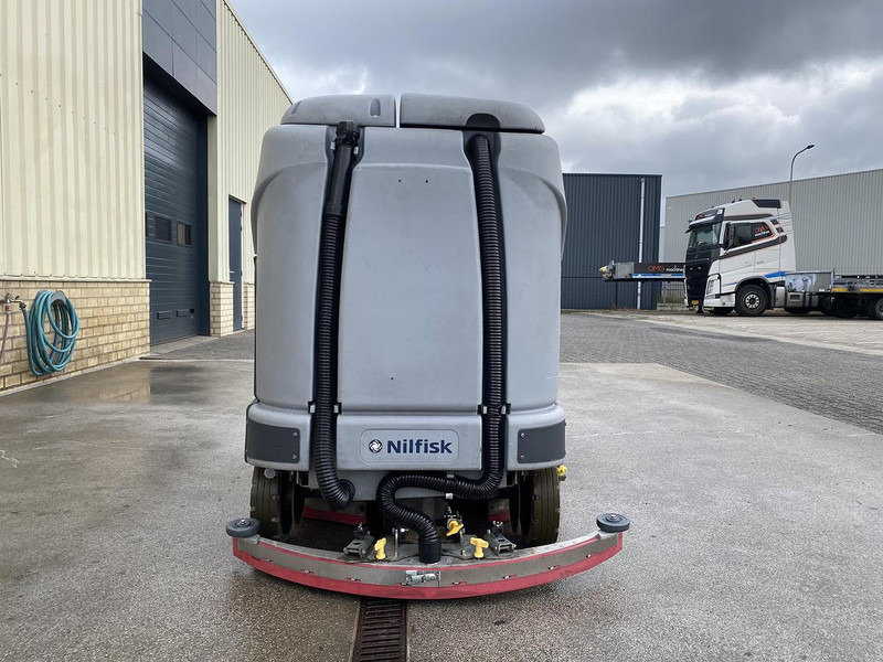Nilfisk SC6500 1100C, Veeg- Schrobmachine - Mașină de spălat pardoseli: Foto 3 Nilfisk SC6500 1100C, Veeg- Schrobmachine - Mașină de spălat pardoseli: Foto 3