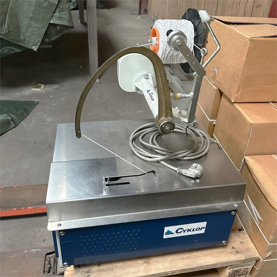 ABC Cyklop Axro 3k - Mașină: Foto 2 ABC Cyklop Axro 3k - Mașină: Foto 2