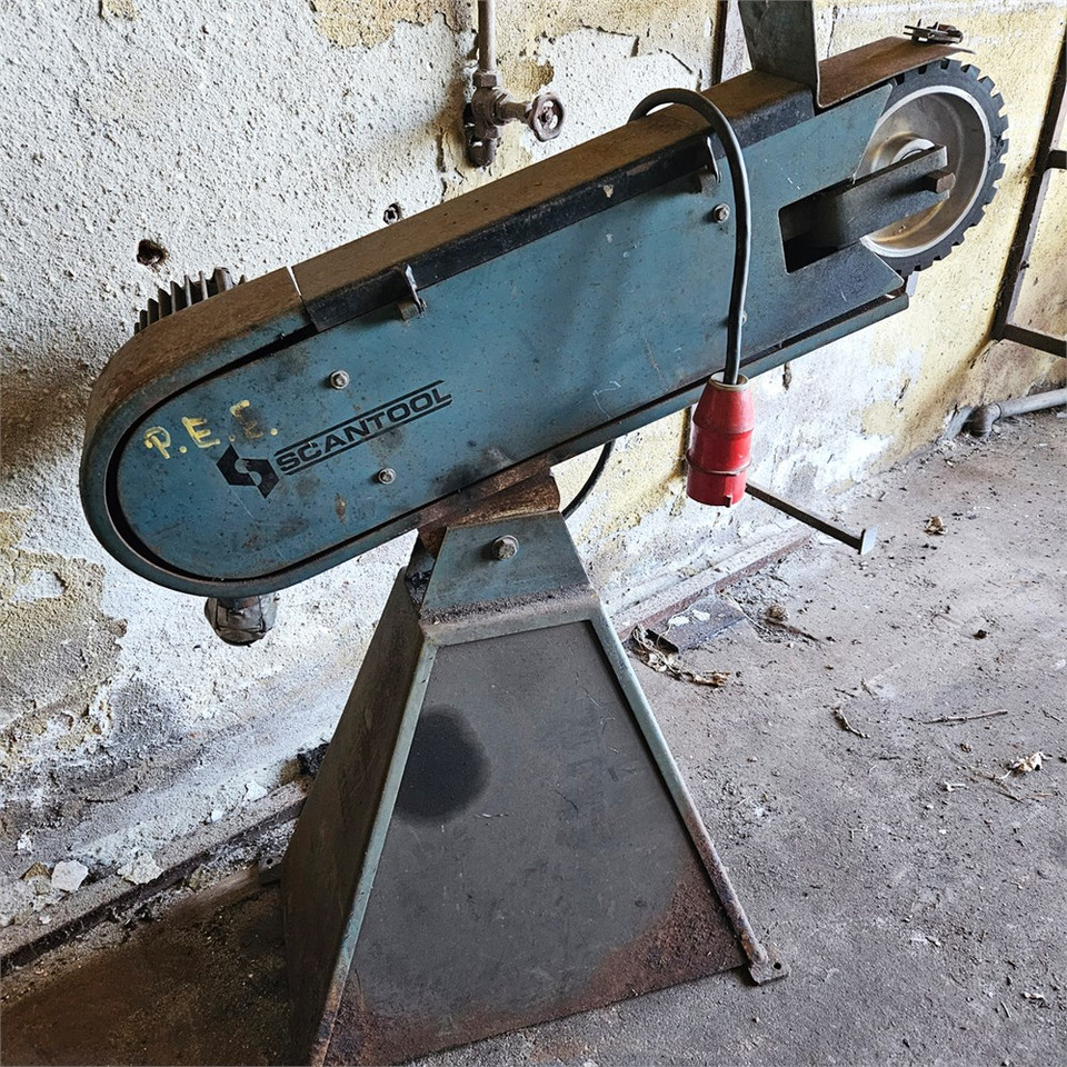 ABC Unknown - Mașină: Foto 4 ABC Unknown - Mașină: Foto 4