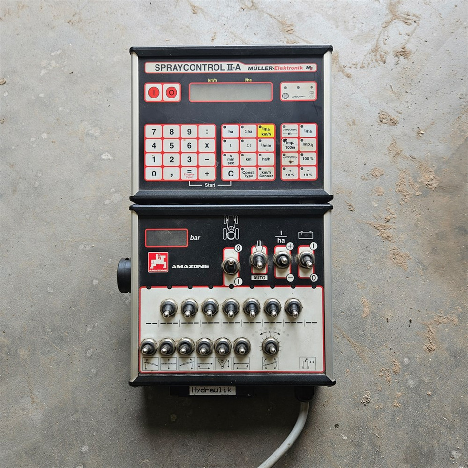 Amazone UF1200 - Maşină de erbicidat: Foto 5 Amazone UF1200 - Maşină de erbicidat: Foto 5