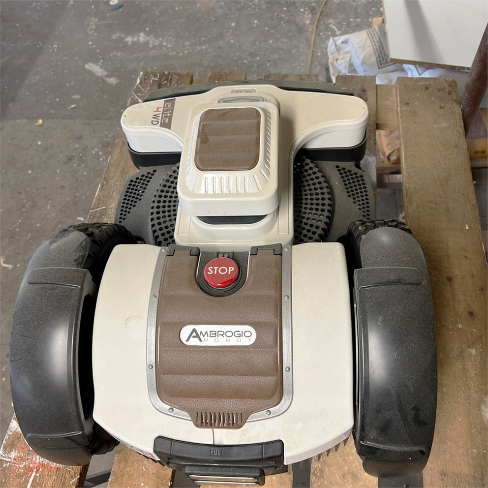 Ambrogio 4.0 Elite Premium - Maşină de tuns iarba: Foto 3 Ambrogio 4.0 Elite Premium - Maşină de tuns iarba: Foto 3