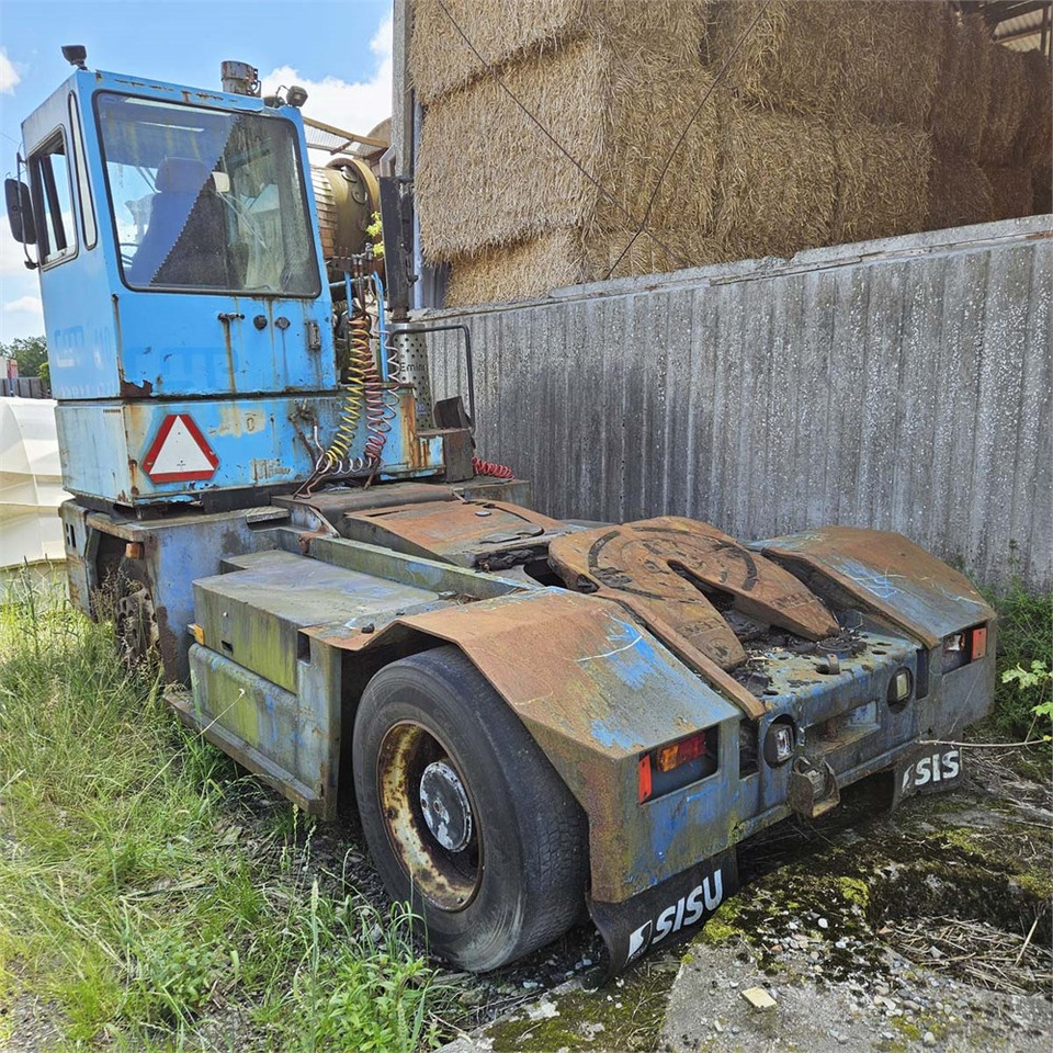 Sisu TRX 181 - Cap tractor: Foto 4 Sisu TRX 181 - Cap tractor: Foto 4