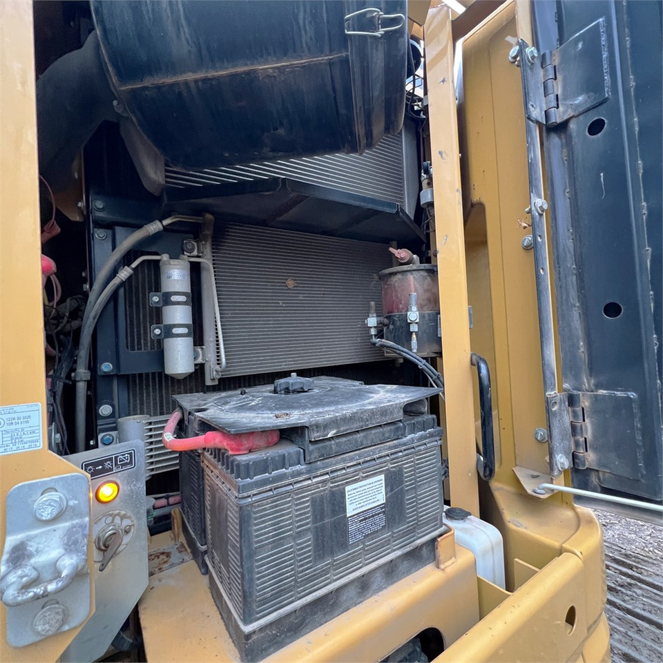 Caterpillar 335FL CR în leasing Caterpillar 335FL CR: Foto 42 Caterpillar 335FL CR în leasing Caterpillar 335FL CR: Foto 42