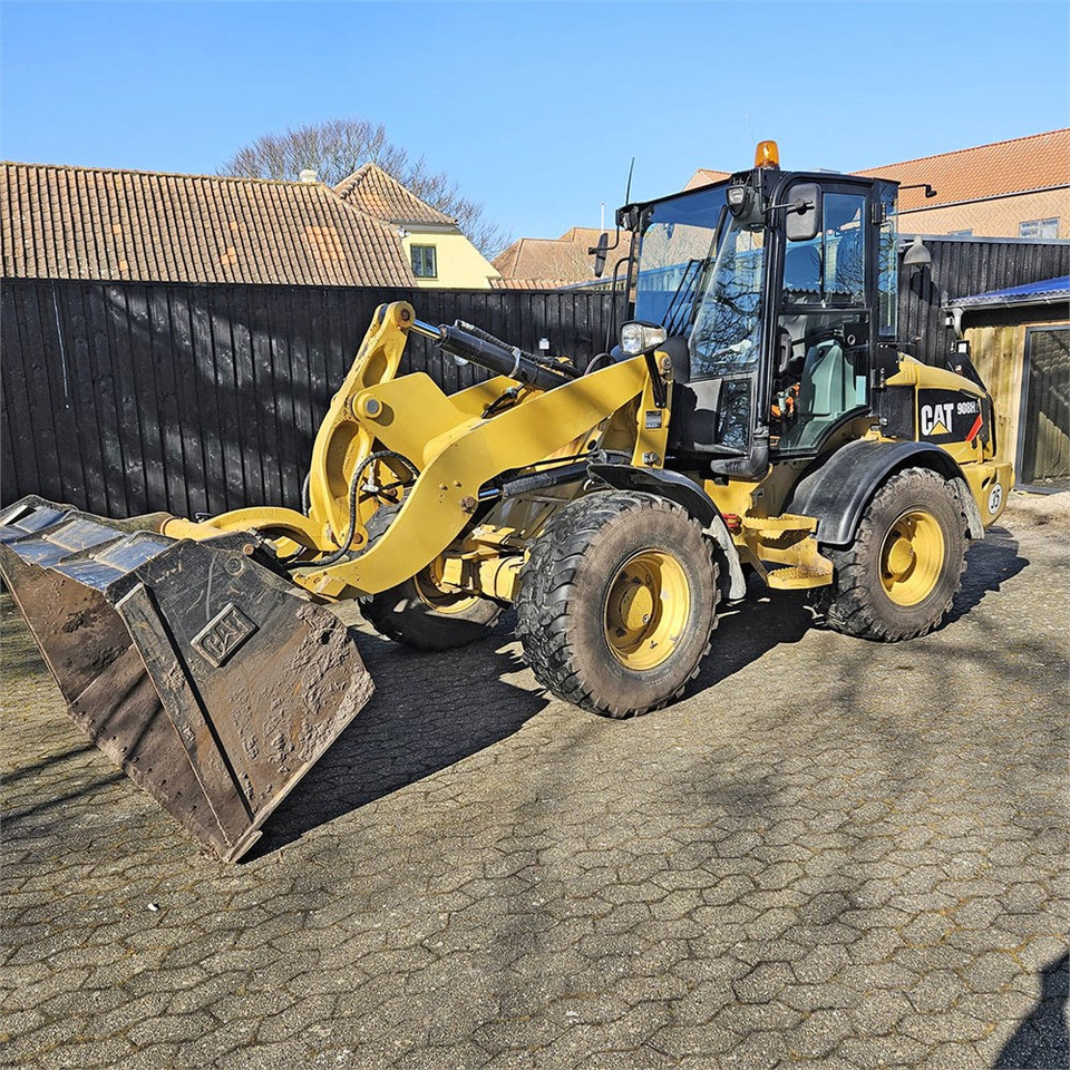 Caterpillar 908 H2 - Încărcător frontal pe pneuri: Foto 1 Caterpillar 908 H2 - Încărcător frontal pe pneuri: Foto 1