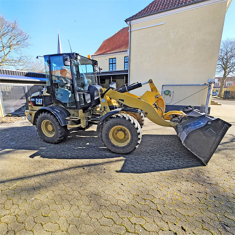 Caterpillar 908 H2 - Încărcător frontal pe pneuri: Foto 5 Caterpillar 908 H2 - Încărcător frontal pe pneuri: Foto 5