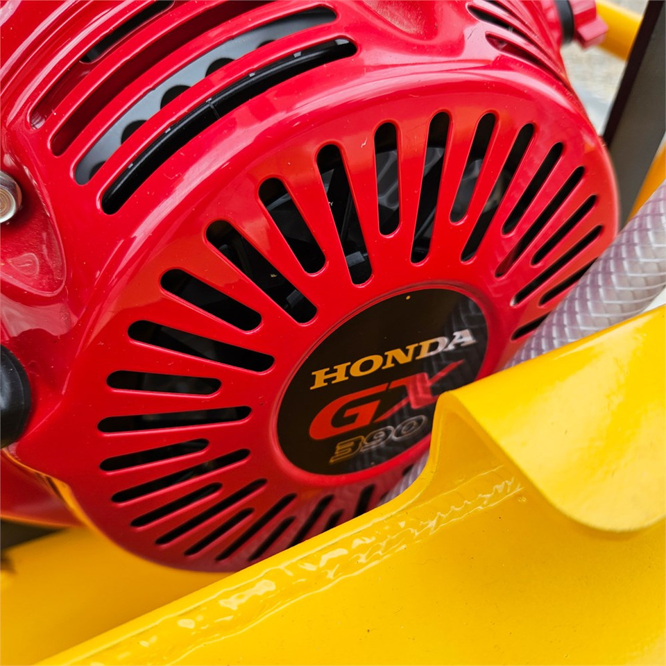 Maşină de asfaltat Euro Shatal CS 454M: Foto 7