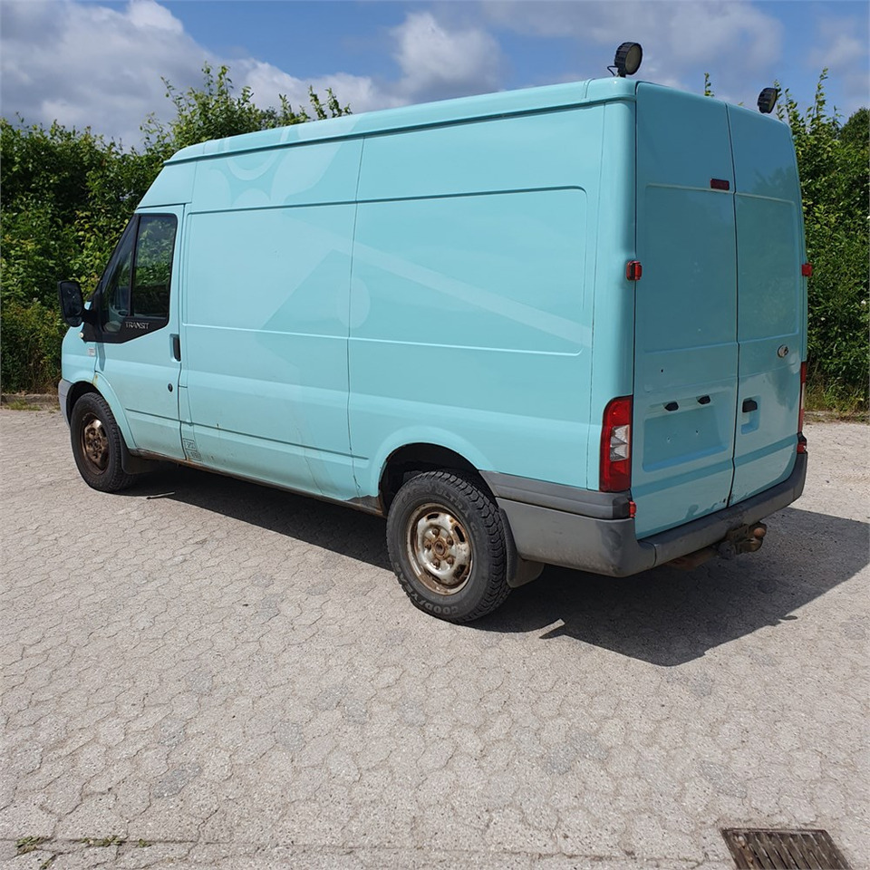 Ford Transit Van 2,4 Tdci 350m Rwd - Dubă: Foto 2 Ford Transit Van 2,4 Tdci 350m Rwd - Dubă: Foto 2
