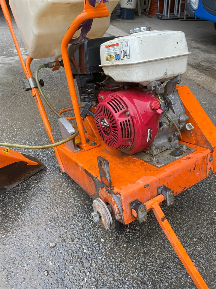 Gölz FS 170 - Maşină de asfaltat: Foto 2 Gölz FS 170 - Maşină de asfaltat: Foto 2