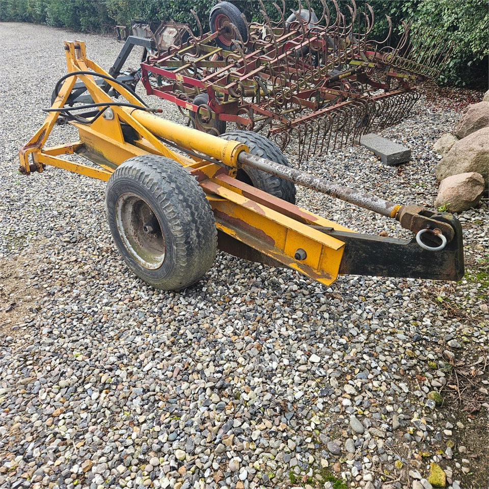 HWS Agro Meliorator - Maşină pentru prelucrarea solului: Foto 2 HWS Agro Meliorator - Maşină pentru prelucrarea solului: Foto 2