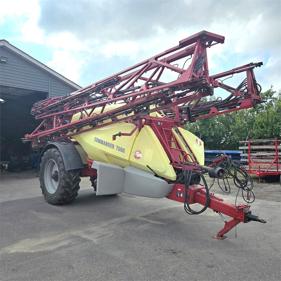 Hardi CM 11 - Maşină de erbicidat: Foto 5 Hardi CM 11 - Maşină de erbicidat: Foto 5