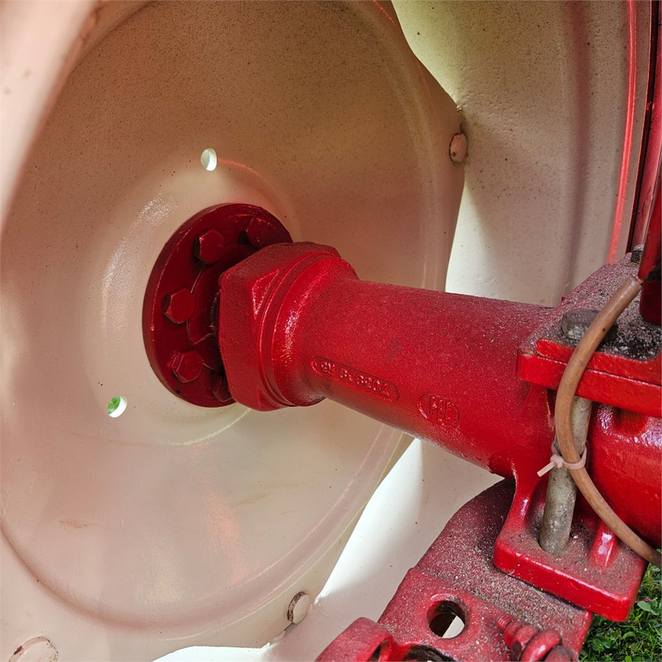 Tractor agricol IH B-275: Foto 34 Tractor agricol IH B-275: Foto 34