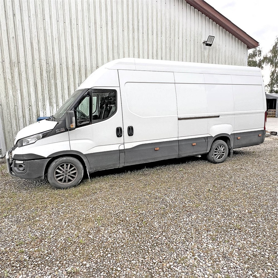 Iveco 35s18 - Dubă: Foto 4 Iveco 35s18 - Dubă: Foto 4