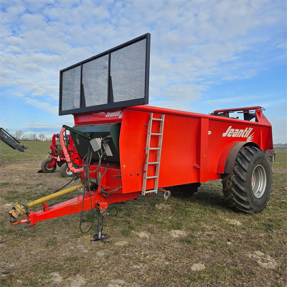 Jeantil EVR 15 12 - Maşină de împrăştiat îngrăşăminte: Foto 1 Jeantil EVR 15 12 - Maşină de împrăştiat îngrăşăminte: Foto 1