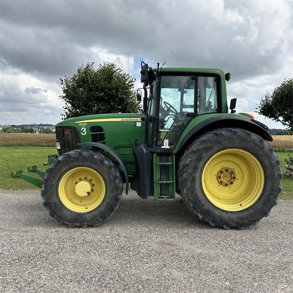 John Deere 7530 - Tractor agricol: Foto 5 John Deere 7530 - Tractor agricol: Foto 5
