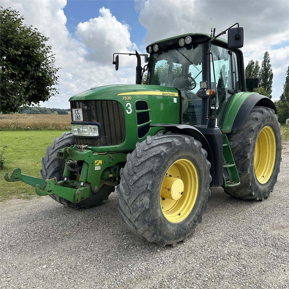 John Deere 7530 - Tractor agricol: Foto 2 John Deere 7530 - Tractor agricol: Foto 2