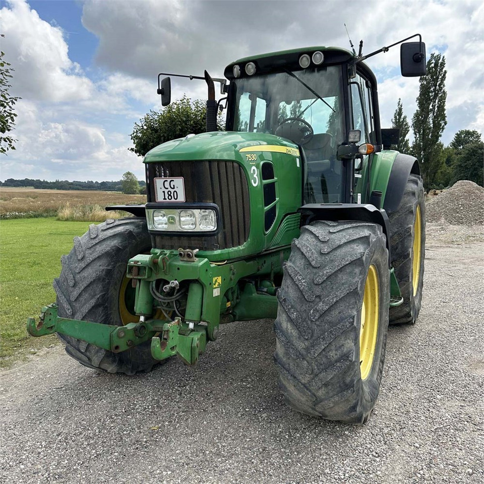 John Deere 7530 - Tractor agricol: Foto 3 John Deere 7530 - Tractor agricol: Foto 3