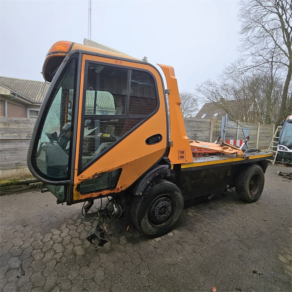 Johnston Sweepers 5000 - Măturătoare stradală: Foto 1 Johnston Sweepers 5000 - Măturătoare stradală: Foto 1