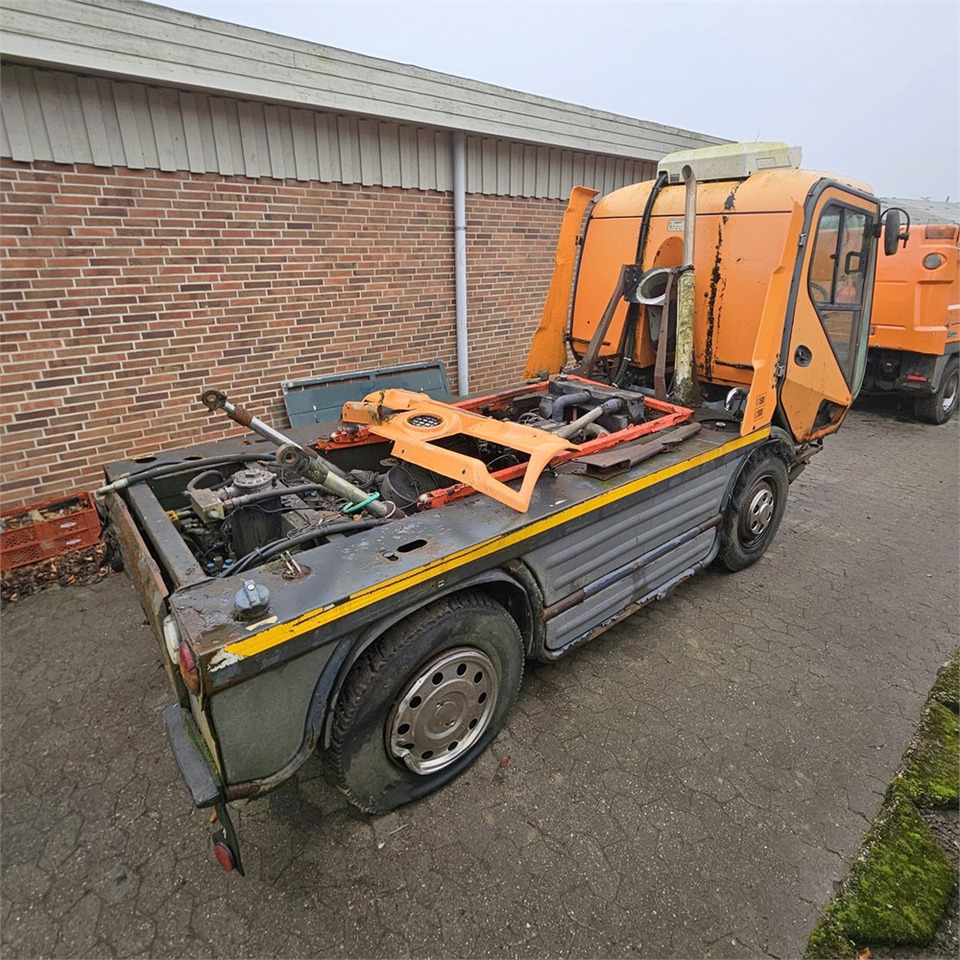 Johnston Sweepers 5000 - Măturătoare stradală: Foto 5 Johnston Sweepers 5000 - Măturătoare stradală: Foto 5