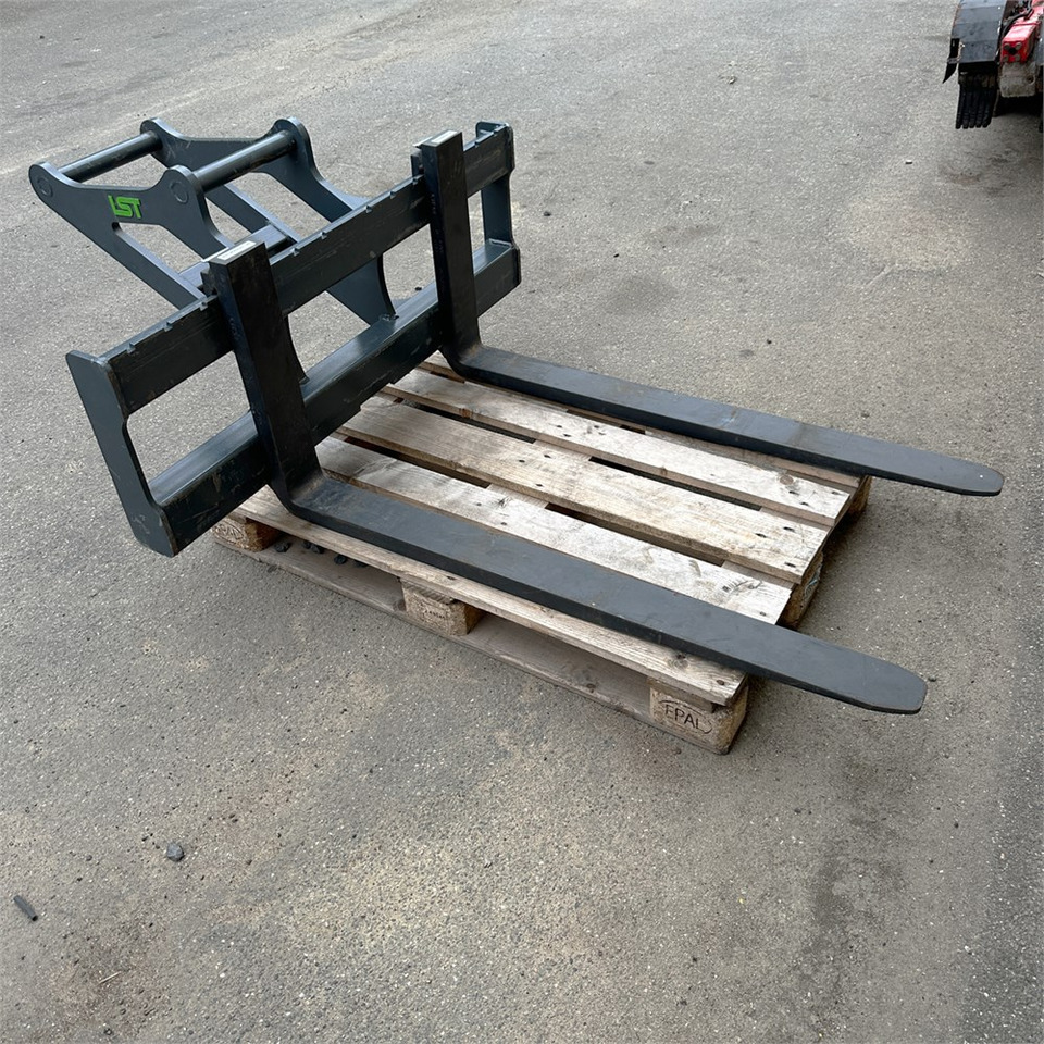 LST Pallet Fork Frame CBS45 - Furci: Foto 4 LST Pallet Fork Frame CBS45 - Furci: Foto 4