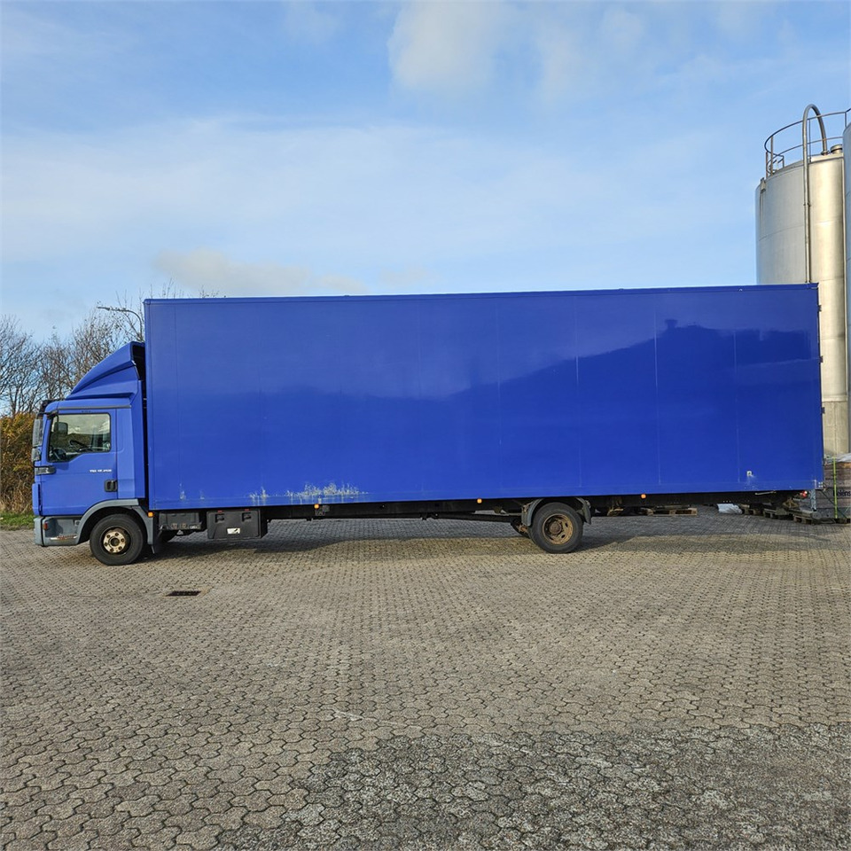 MAN TGL 12.250 - Camion furgon: Foto 3 MAN TGL 12.250 - Camion furgon: Foto 3