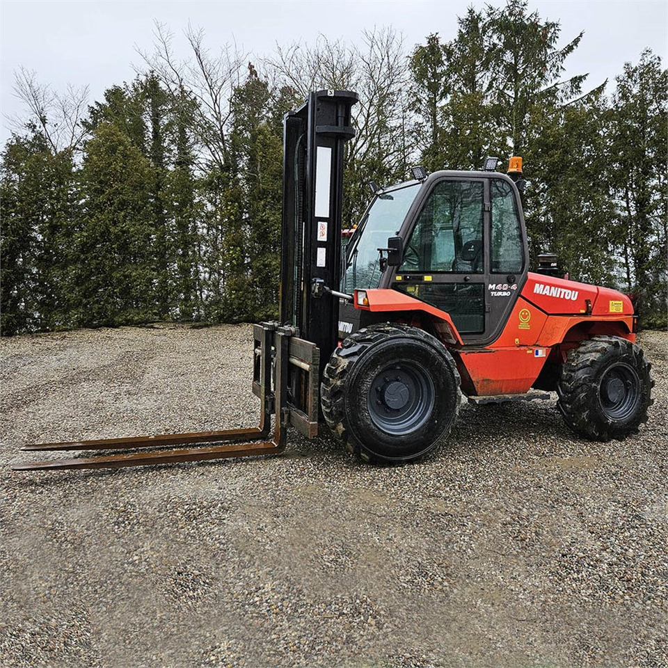 Manitou M 40-4 T - Motostivuitor: Foto 2 Manitou M 40-4 T - Motostivuitor: Foto 2