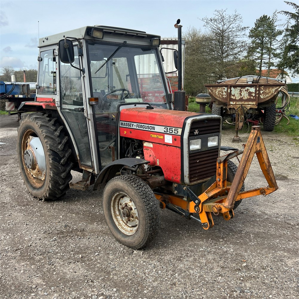 Massey Ferguson 355 - Tractor agricol: Foto 5 Massey Ferguson 355 - Tractor agricol: Foto 5