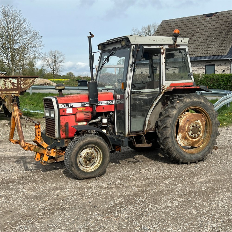 Massey Ferguson 355 - Tractor agricol: Foto 2 Massey Ferguson 355 - Tractor agricol: Foto 2