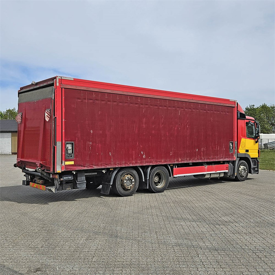 Mercedes Actros 2541 - Camion furgon: Foto 5 Mercedes Actros 2541 - Camion furgon: Foto 5