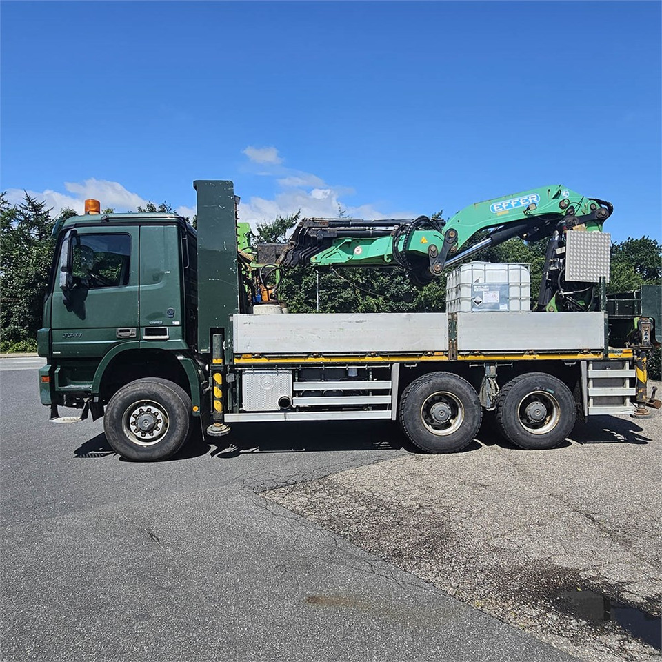 Mercedes Actros 3341 A BlueTec 5 - Camion platformă, Camion cu macara: Foto 2 Mercedes Actros 3341 A BlueTec 5 - Camion platformă, Camion cu macara: Foto 2