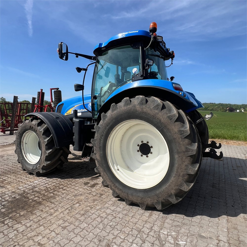Tractor agricol New Holland T6050: Foto 9 Tractor agricol New Holland T6050: Foto 9
