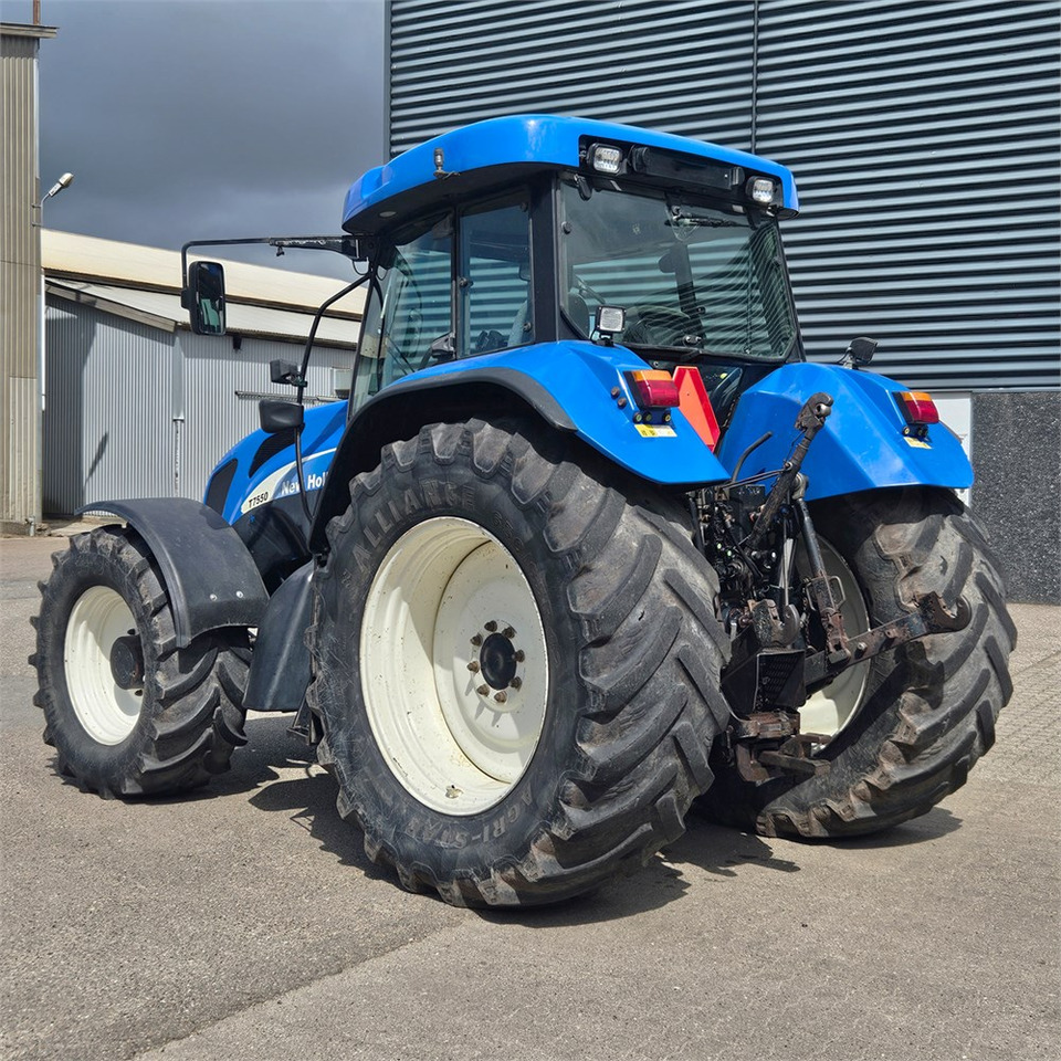 New Holland T7550 - Tractor agricol: Foto 3 New Holland T7550 - Tractor agricol: Foto 3