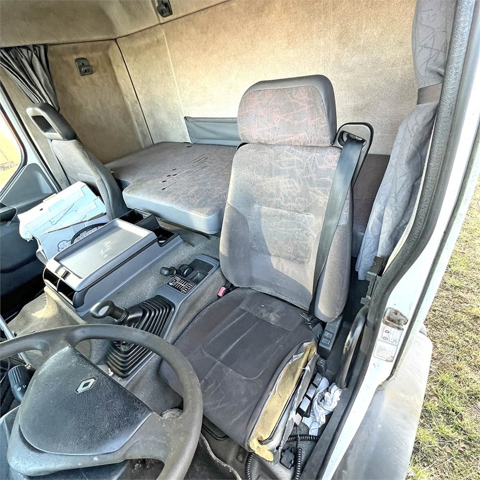 Renault H 100 4x2 STD în leasing Renault H 100 4x2 STD: Foto 12