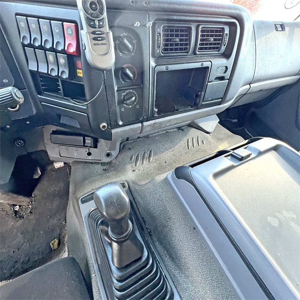 Renault H 100 4x2 STD în leasing Renault H 100 4x2 STD: Foto 15