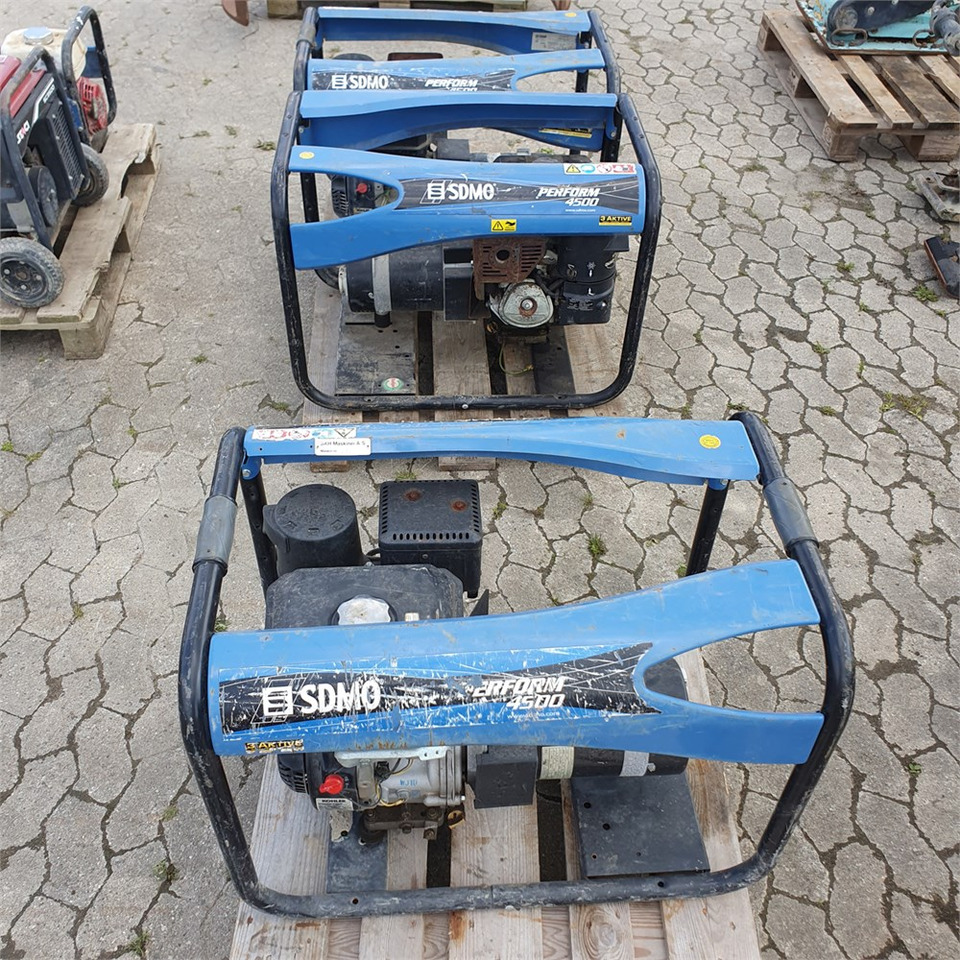 SDMO 4500 - Generator electric: Foto 1 SDMO 4500 - Generator electric: Foto 1