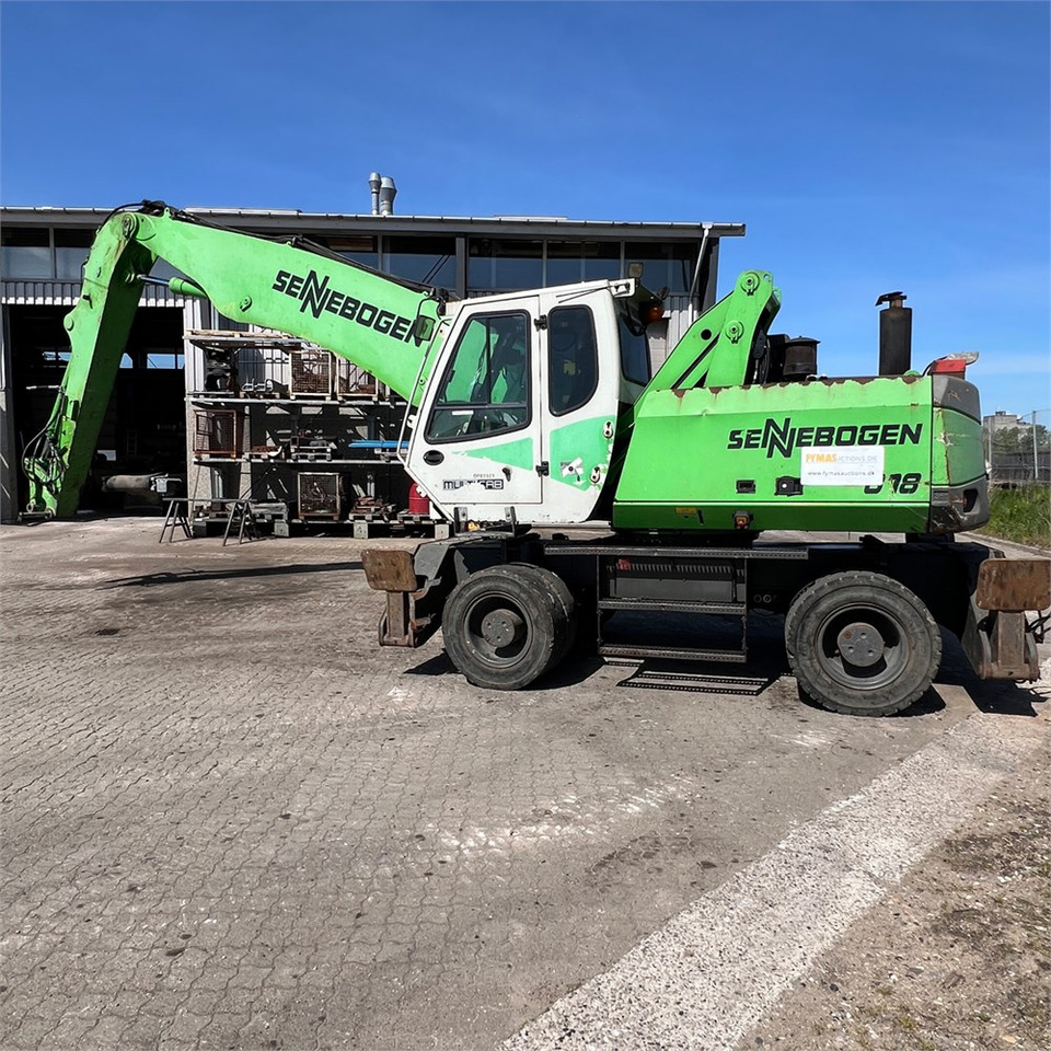 Sennebogen 818 M - Excavator pentru manipulare de materiale: Foto 2 Sennebogen 818 M - Excavator pentru manipulare de materiale: Foto 2