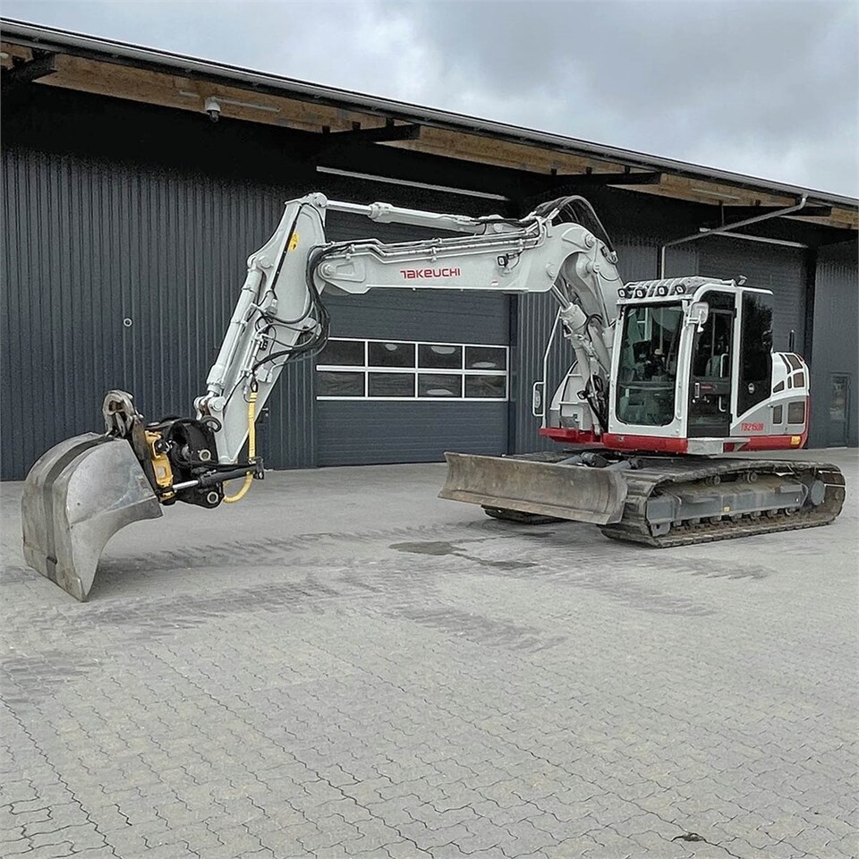 Excavator pe şenile Takeuchi TB 2150 R: Foto 10