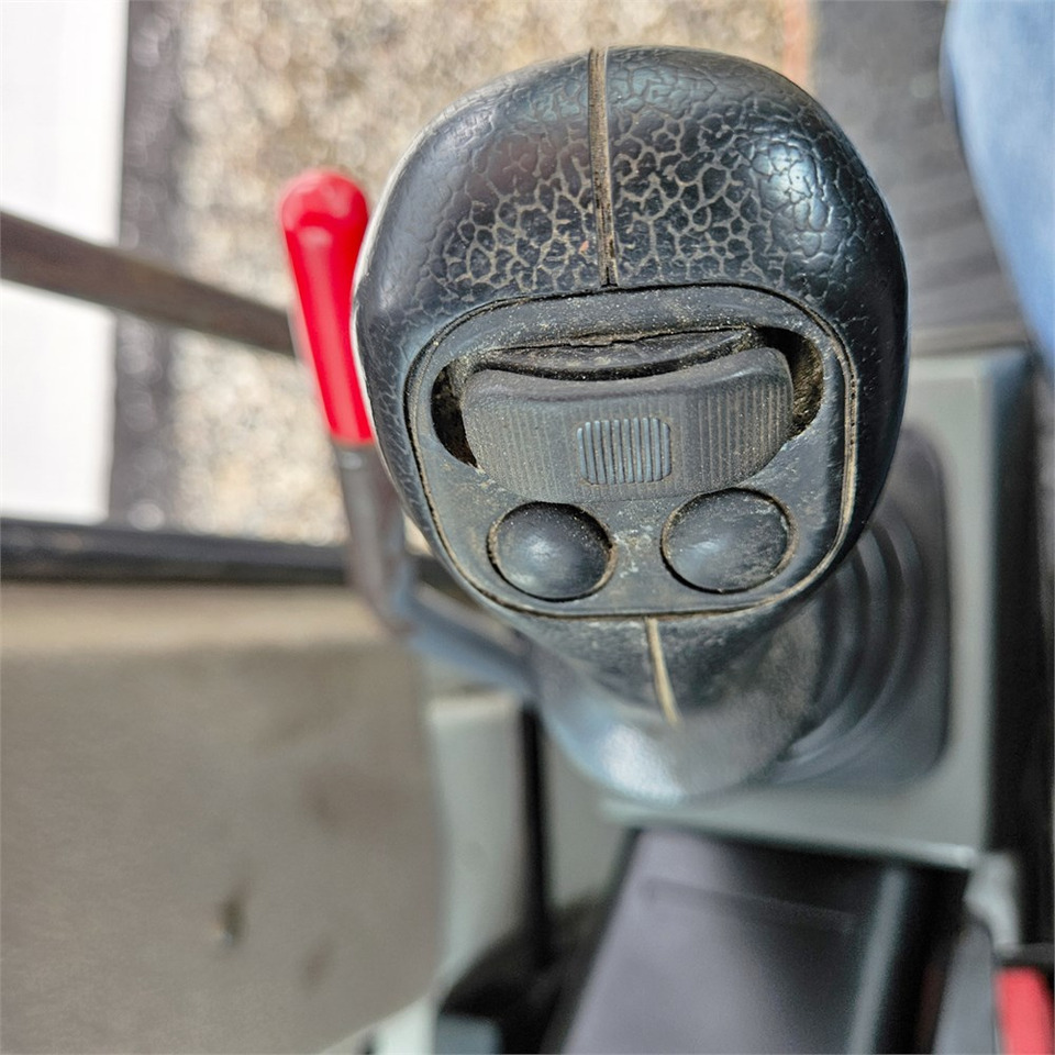 Excavator pe şenile Takeuchi TB1140: Foto 11