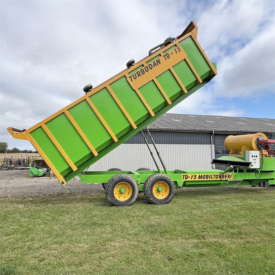 Utilaje pentru fân Turbodan TD15: Foto 19 Utilaje pentru fân Turbodan TD15: Foto 19