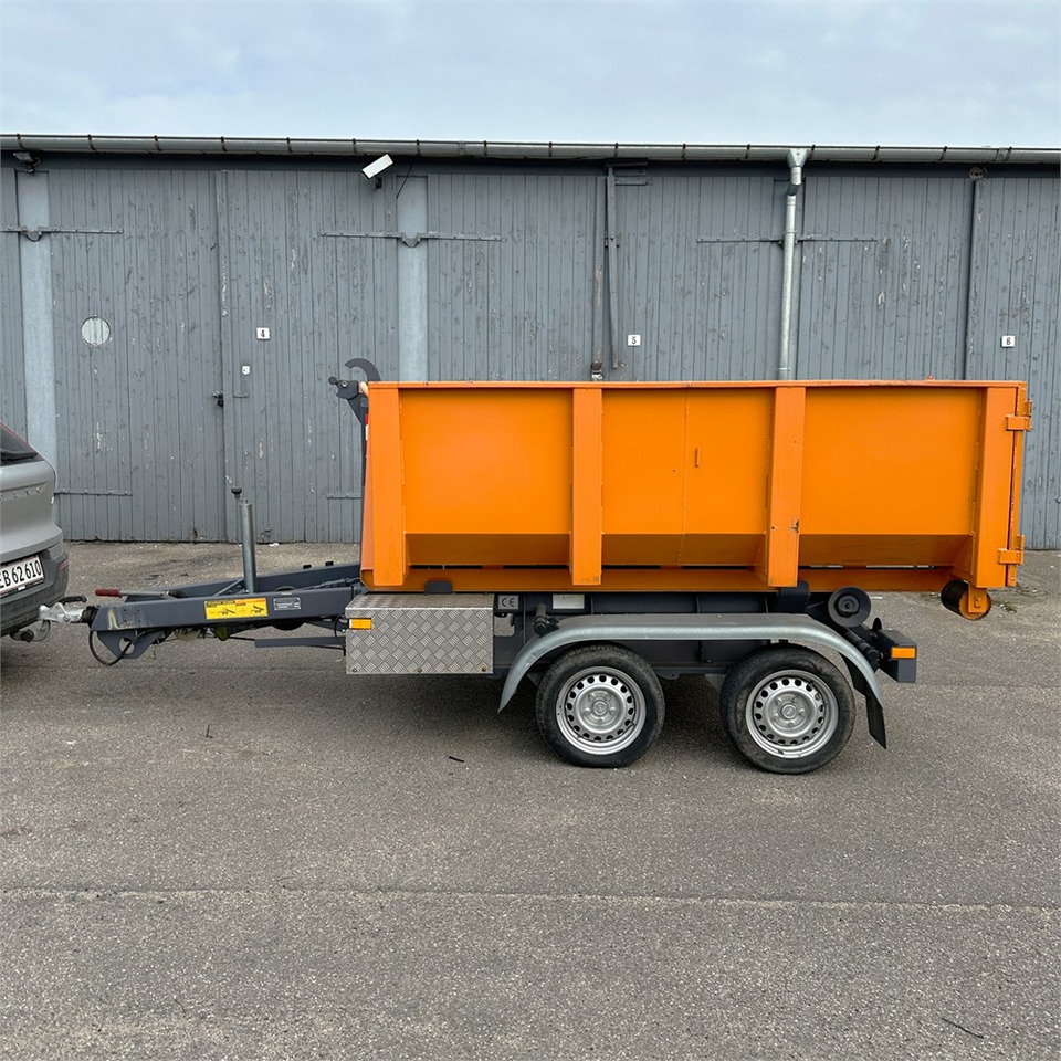 Vezeko 09DB CT - Remorca auto: Foto 2 Vezeko 09DB CT - Remorca auto: Foto 2