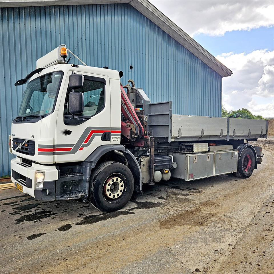 Volvo 280 FE - Camion cu cârlig, Camion cu macara: Foto 1 Volvo 280 FE - Camion cu cârlig, Camion cu macara: Foto 1