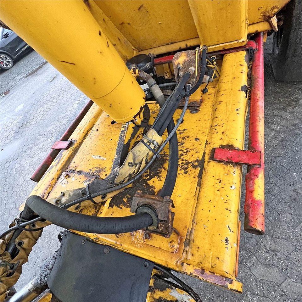 Camion articulat Volvo A20: Foto 26