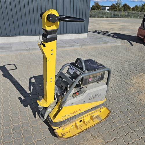 Wacker Neuson DPU 4545 - Placă compactoare: Foto 1 Wacker Neuson DPU 4545 - Placă compactoare: Foto 1